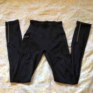 lululemon black leggings
